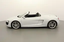 Audi R8 - photo 8