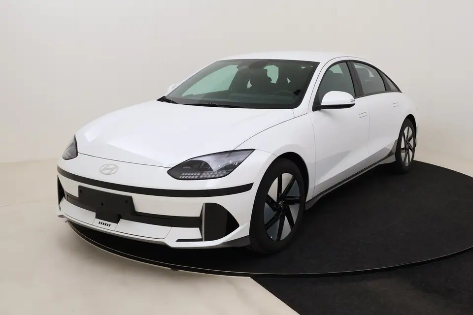 2026 Hyundai IONIQ 6 Core