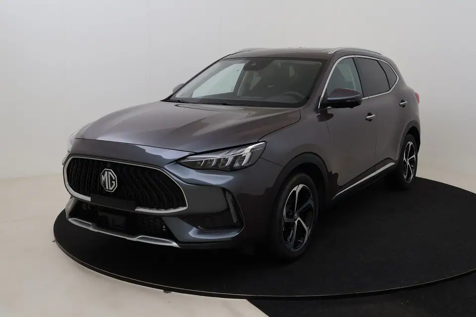 2025 MG HS Luxury