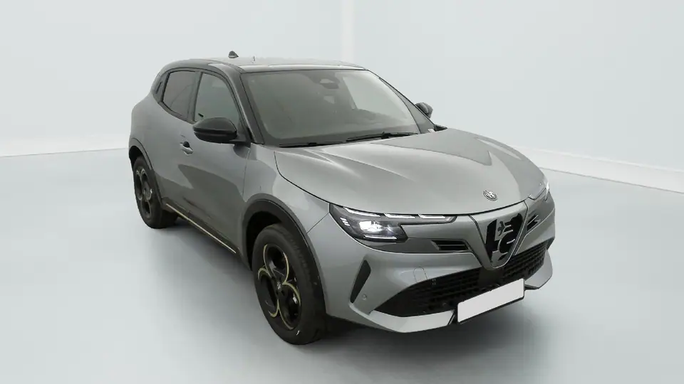 2026 Alfa Romeo Junior 1.2 Ibrida 145 ch eDCT6 Intensa