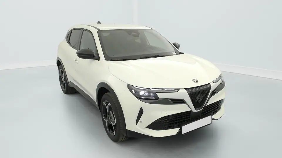 2026 Alfa Romeo Junior 1.2 Ibrida 145 ch e-DCT6 Ti