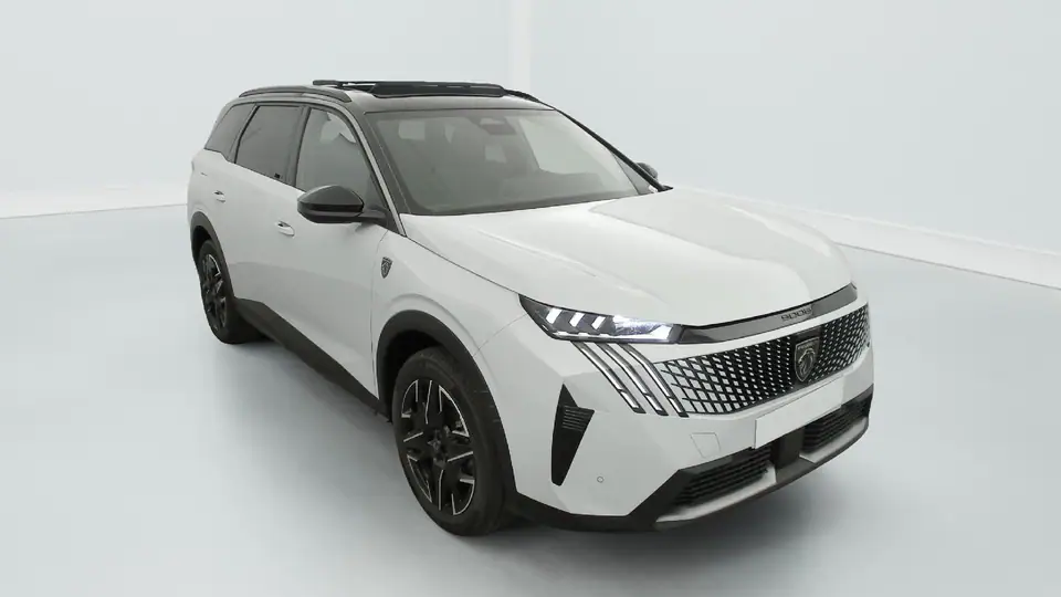 2025 Peugeot 5008 Hybrid 145 e-DCS6 GT