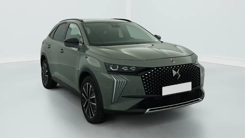 2025 DS DS 7 BlueHDi 130 EAT8 Pallas