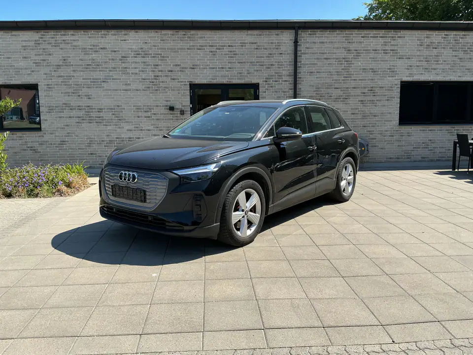 2022 Audi Q4 e-tron Q4 e-tron 40