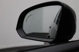 Volvo XC40 - photo 19