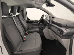 Ford Tourneo Custom - photo 9
