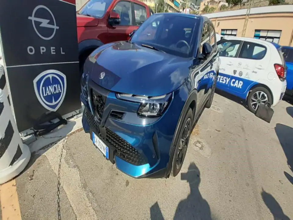 2024 Alfa Romeo Junior Speciale