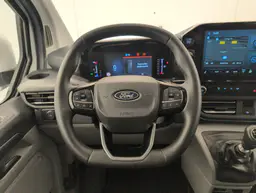 Ford Tourneo Custom - photo 13