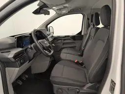 Ford Tourneo Custom - photo 15