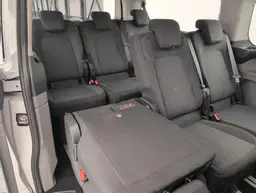 Ford Tourneo Custom - photo 10