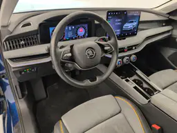 Skoda Superb - photo 15