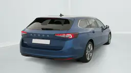 Skoda Superb - photo 7