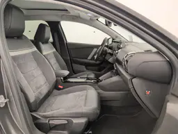 Citroen C4 - photo 9