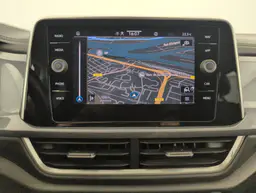 Volkswagen T-Roc - photo 18