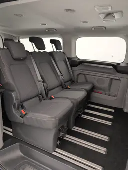 Ford Tourneo Custom - photo 12