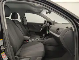 Audi Q2 - photo 9