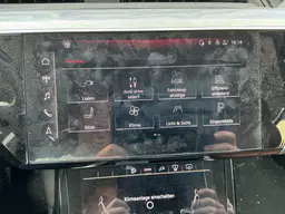 Audi e-tron - photo 8