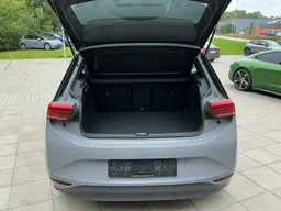 Volkswagen ID.3 - photo 12