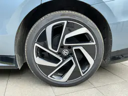 Volkswagen ID.7 - photo 17