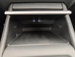 Volkswagen Tiguan - photo 12
