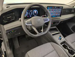 Volkswagen Tiguan - photo 8