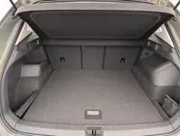 Volkswagen Tiguan - photo 11
