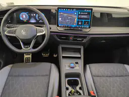 Volkswagen Tiguan - photo 13