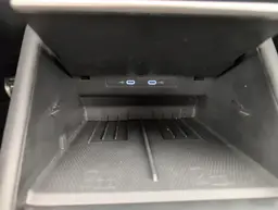 Volkswagen Tiguan - photo 19
