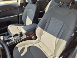 Kia Sportage - photo 21
