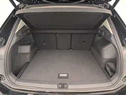 Volkswagen Tiguan - photo 11