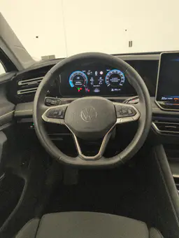 Volkswagen Tiguan - photo 14
