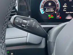 Volkswagen Tiguan - photo 22