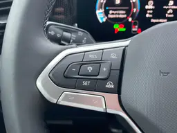 Volkswagen Tiguan - photo 23