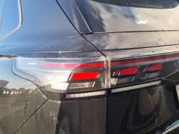 Volkswagen Tiguan - photo 12