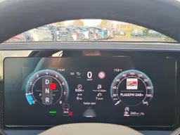 Volkswagen Tiguan - photo 21