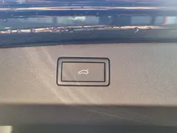 Volkswagen Tiguan - photo 16