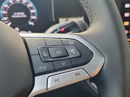 Volkswagen Tiguan - photo 19