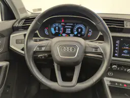 Audi Q3 - photo 14