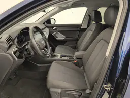 Audi Q3 - photo 16