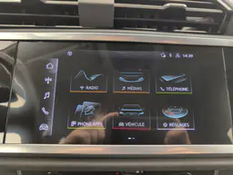Audi Q3 - photo 18