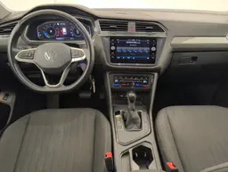 Volkswagen Tiguan - photo 13