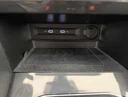 Volkswagen Tiguan - photo 19