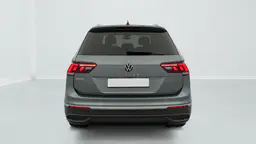 Volkswagen Tiguan - photo 6
