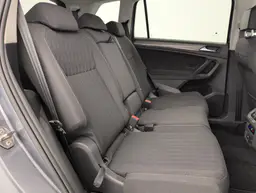 Volkswagen Tiguan - photo 10