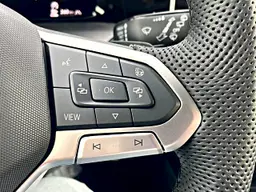 Volkswagen Golf - photo 13