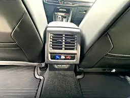 Volkswagen Golf - photo 26