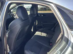 Kia Xceed - photo 13