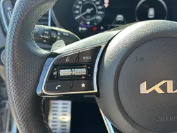 Kia Xceed - photo 20