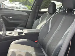 Peugeot 408 - photo 12