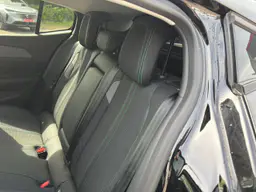 Peugeot 408 - photo 14